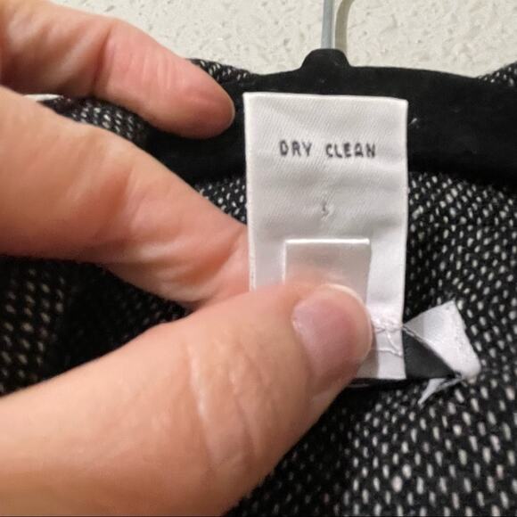 Ann Taylor Loft Black & White Tweed Boxy Fit Blazer Jacket 4P Dark Academia - Picture 3 of 8